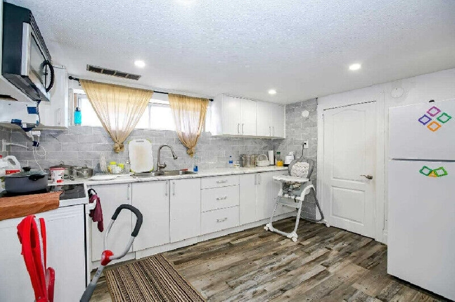 Walkout 1 Bedroom Basement For Rent In Malton From August 1st In Mississauga Peel Region On Apartments Condos For Rent Walkout 1 Bedroom Basement For Rent In Malton From August 1st In Mississauga Peel Region On Apartments Condos For Rent