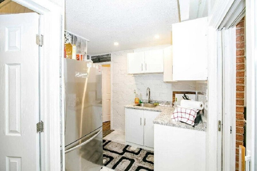 Walkout 1 Bedroom Basement For Rent In Malton From August 1st In Mississauga Peel Region On Apartments Condos For Rent Walkout 1 Bedroom Basement For Rent In Malton From August 1st In Mississauga Peel Region On Apartments Condos For Rent