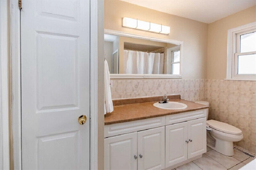 1 Upper Level Room For Rent In Brampton From Sep 14 1 Girl Only In Mississauga Peel Region On Room Rentals Roommates