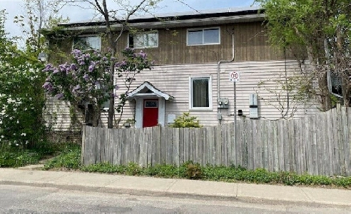 Room for rent near Mohawk college Image# 1