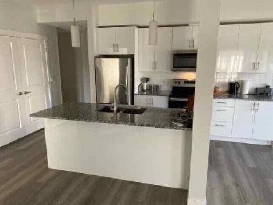 NEW 2 Bed   DEN, 2 Bath - The Avila Apartments Farringdon Image# 1