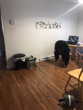 Juillet, 2 chambres, Plateau Image# 1