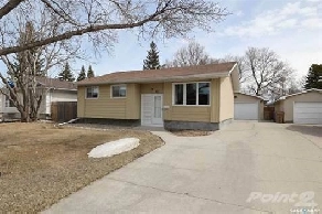 47 BENTLEY DRIVE Image# 1