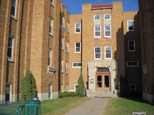 Cambridge Court Image# 1