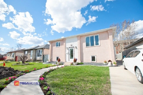 IMMACULATE 3 BEDROOM 2 FULL BATH MEADOWS WEST HOME - 15 PETRIW Image# 1