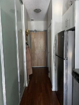 1 bedroom pet friendly Apartment sub lease or lease take over Image# 2