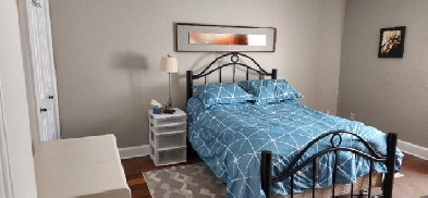 Chambre à louer - Ahuntsic quartier André-Grasset Image# 1