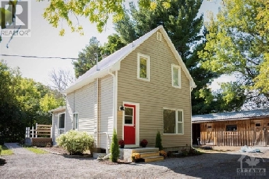 3117 Kinburn Side Rd Image# 1