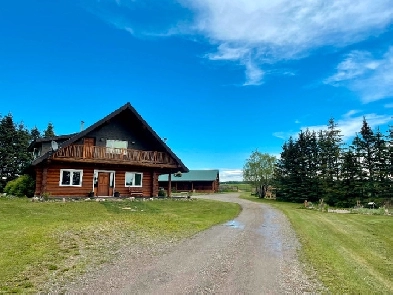 LOG HOME FOR SALE IN NORTHERN BC! Image# 1