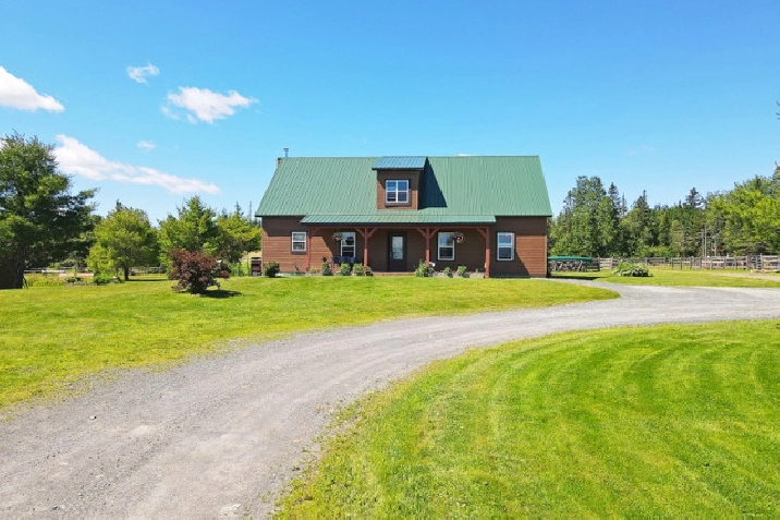 beautiful horse friendly property in fredericton,nb - houses for sale