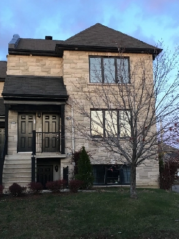 4 ½ À Louer Proche de 100e Avenue, Chomedey, Laval - $1250 Image# 1