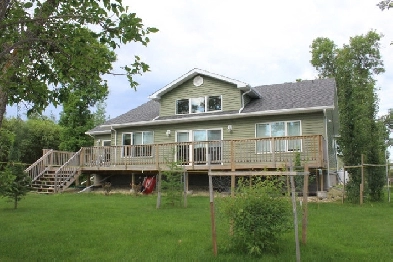 19 Lakeshore Drive, Arnes Image# 1
