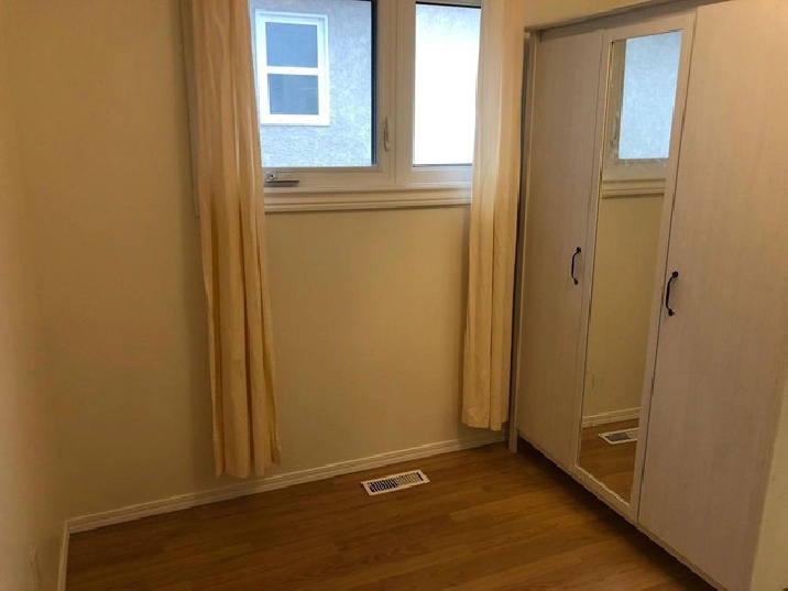 room for rent female only in winnipeg,mb - room rentals & roommates