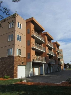 The Sands - Condo for Rent in Garden City Area Image# 1