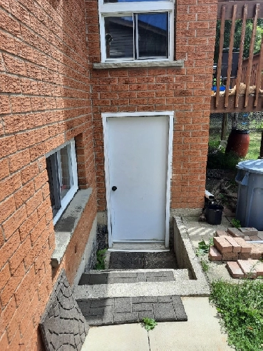 Sharing Room available