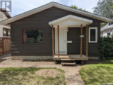 Great starter home in Mayfair $154,900 Image# 1