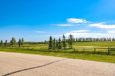 3 Acres of Land For Sale  - De Winton, Alberta Canada Image# 1
