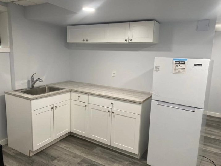basement for rent 1050 in winnipeg,mb - room rentals & roommates