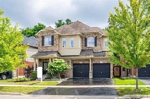 748 Robert Ferrie Dr Image# 1