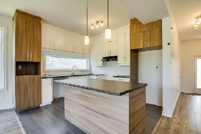 Semi détaché 3 chambres avec  garage secteur Masson Angers Image# 1