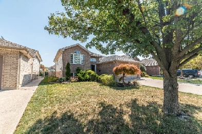 740 Revland Dr, Tecumseh