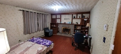 Furnished room with attached bathroom for SUBLET until Dec 2022 Image# 1