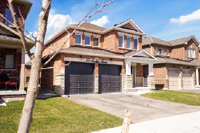 DETACHED 4 BED HOUSE! DOUBLE CAR GARAGE! SEE IT TODAY! Image# 1
