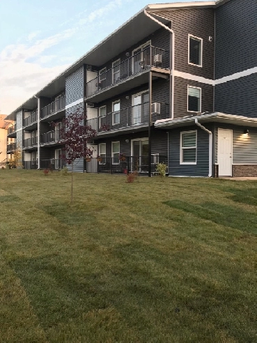 2 BEDROOM  APARTMENT IN MELFORT -MONARCH PLACE Image# 1