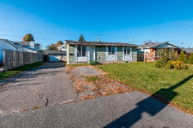 INVESTOR OR HANDY MAN - BUNGALOW IN ORLEANS for $449K Image# 1