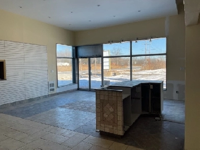 local commercial a louer Image# 1