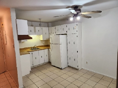 4 1/2 à louer, 760$, rue Jacquemet à Cowansville, disponible Image# 1