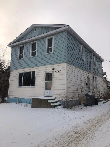 Beautiful 3 Bedroom Unit For Rent Near U of M! Image# 1