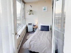 Cozy bedroom in convenient location downtown | DEC! Image# 1