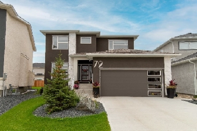 Exquisite Family Home in Sage Creek! Image# 1