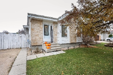Meticulously Maintained Home in North Kildonan! Image# 1
