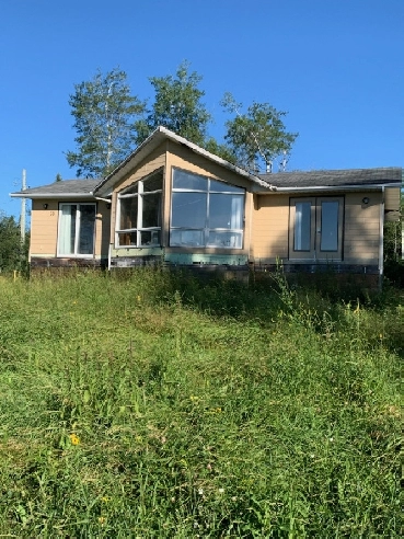 Pinedock/Jackpine, MB 1000sqft House (TO BE MOVED) Image# 1