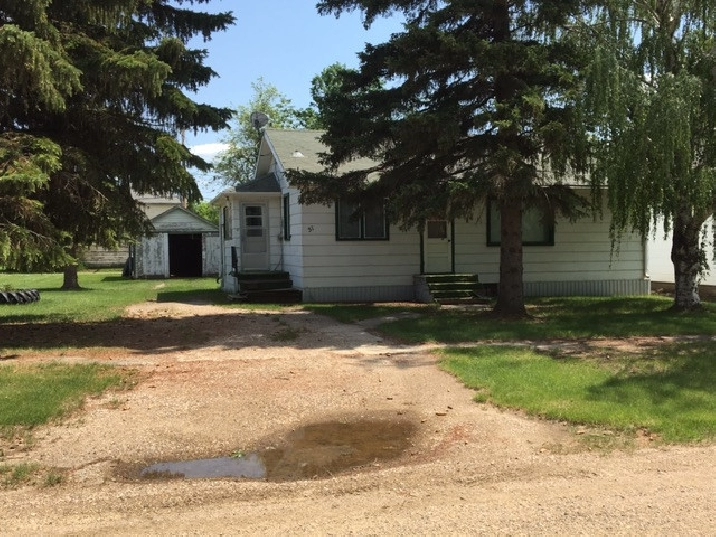 Fillmore Saskatchewan- Starter Home/ Rental Priced to Sell/Rent in Regina,SK - Houses for Sale