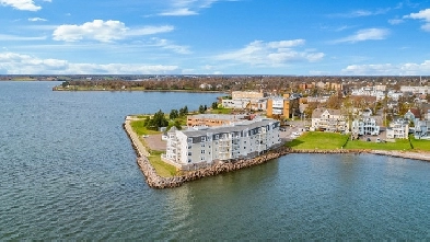 WATERFRONT CONDO FOR SALE IN HISTORIC CHARLOTTETOWN , PEI Image# 1