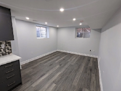 2 Bedroom Basement Apartment for Rent in Vaughan (Kleinburg)
