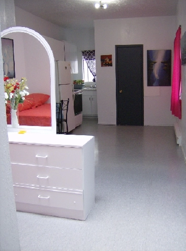 PRIVATE  studio - apartments.  montreal Image# 1