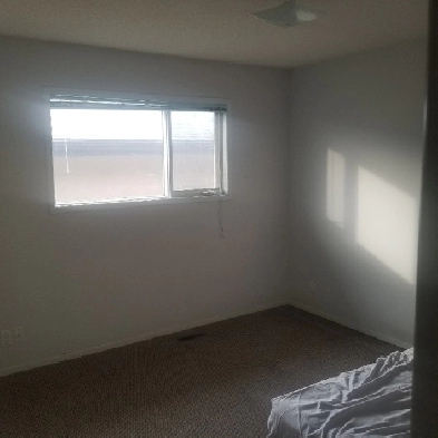 One room for rent, ONLY for February, preferably male Image# 1
