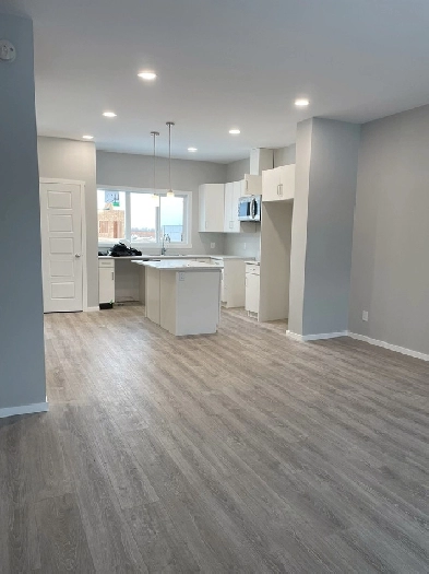 House for rent at Aurora North point in Winnipeg Image# 1