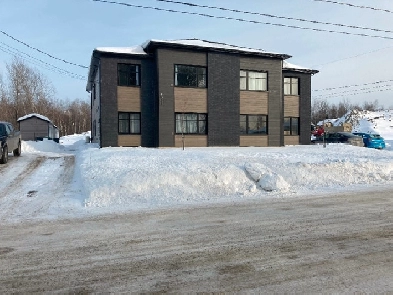 5 1/2 à louer Rock Forest Image# 1