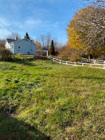 VACANT LOT LOCATED  CLOSE TO OCEAN,    LIVERPOOL NS Image# 4