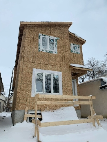 For Sale 857 Boyd Avenue Winnipeg MB Image# 1