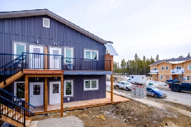 215-25 GLEANER AVENUE Image# 1