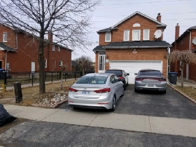 1 bedroom for rent sharing boys 
1 vacancy 
1 April Image# 1