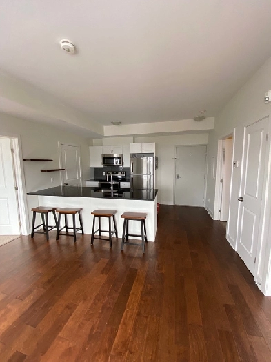 2 Bedroom all inclusive condo with parking -Avaliable May 15