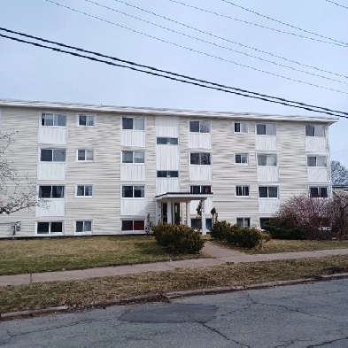 Beautiful Large 2 BR & Den Apt Located in Heart of New Glasgow Image# 1
