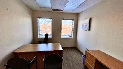Brightly office room for rental- Beautiful and quiet surrounding Image# 2
